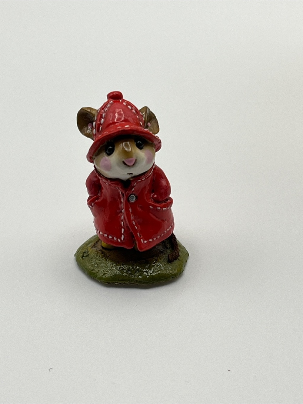 M-180 Wee Forest Folk Petersen Family Wee Forest Folk Red Raincoat Mouse 1991 - Picture 8 of 8